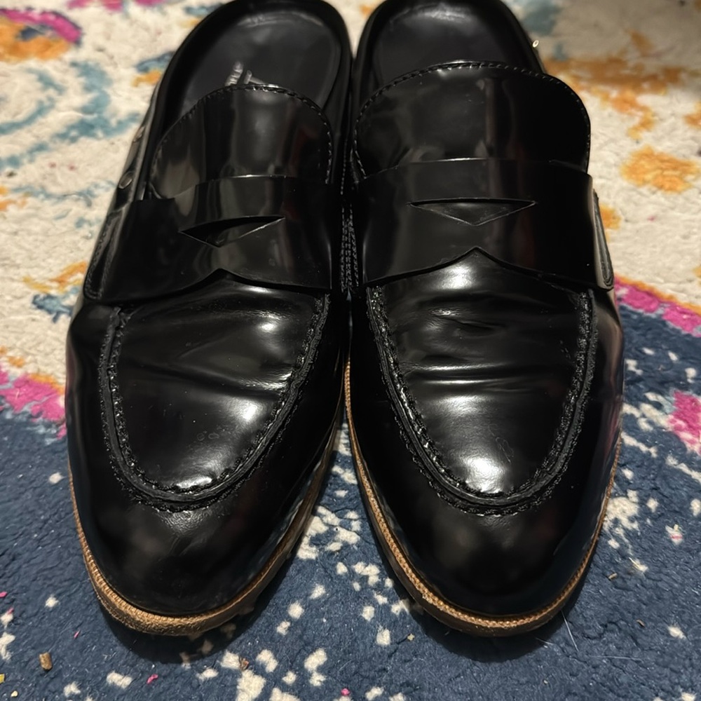 AGL Attilio Giusti Leombruni black mule size 39 ( u.s size 8 or 8.5).